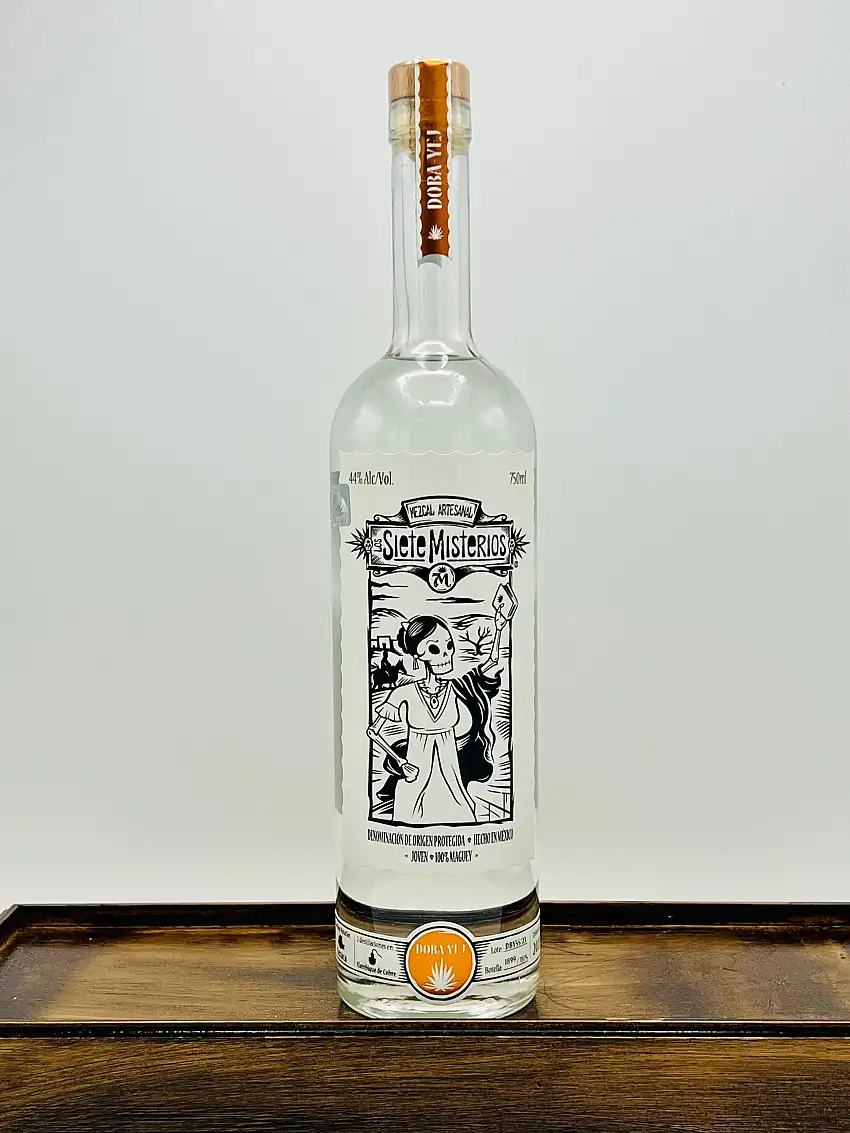 Los Siete Misterios Doba-Yej Mezcal