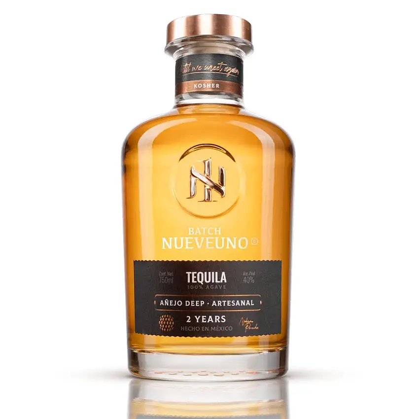 Nueveuno Organic Kosher Anejo Tequila