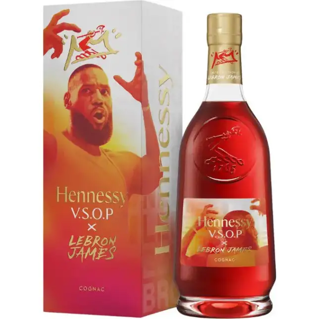 Hennessy VSOP Lebron James (if the shipping method is UPS or FedEx, it will be sent without box) 750ML
